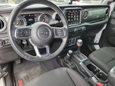 2018 Jeep Wrangler - Photo 2
