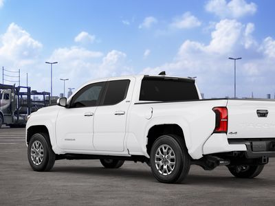 2026 Toyota Tacoma - Photo 8