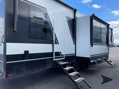 2026 Brinkley Model G - Photo 3