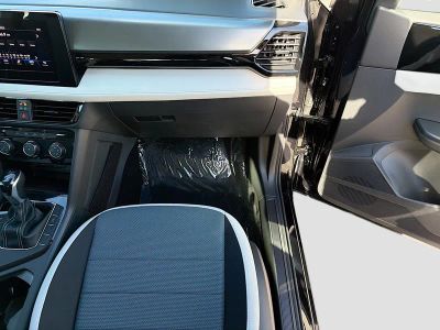 2026 Volkswagen Taos — photo 16 view
