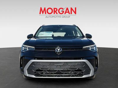 2026 Volkswagen Taos — photo 8 view