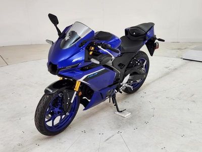2025 Yamaha YZF-R3 - Photo 5