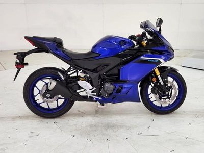2025 Yamaha YZF-R3 - Photo 1