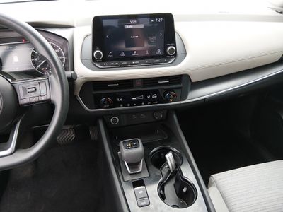 2023 Nissan Rogue - Photo 20