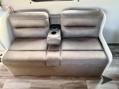 2026 Jayco Jay Flight SLX — photo 15 view