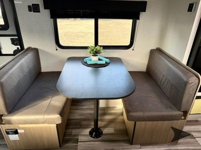 2026 Jayco Jay Flight SLX — photo 18 view