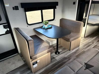 2026 Jayco Jay Flight SLX — photo 17 view