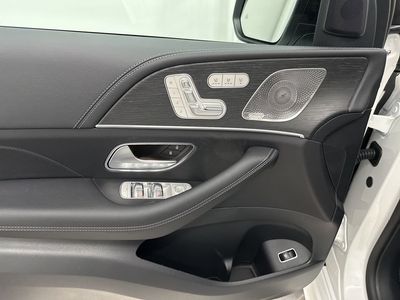 2026 Mercedes-Benz GLE - Photo 11