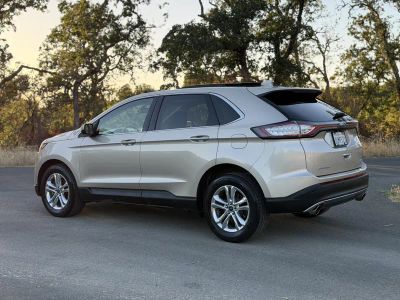 2017 Ford Edge — photo 8 view