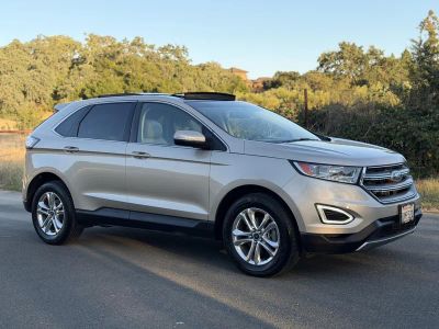 2017 Ford Edge — interior view