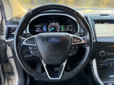 2017 Ford Edge — photo 25 view