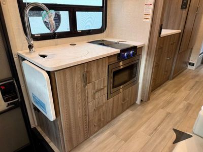 2026 Thor Motor Coach Compass - Photo 15
