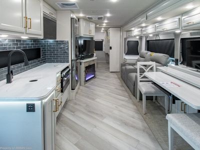 2026 Fleetwood Bounder - Photo 9