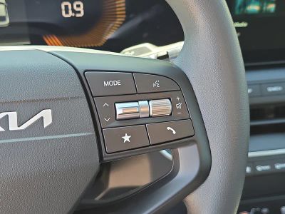 2026 Kia K4 — photo 30 view