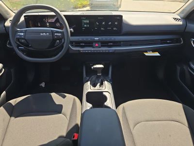 2026 Kia K4 — photo 12 view