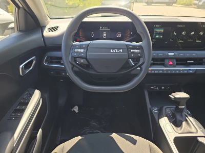2026 Kia K4 — photo 13 view