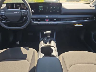 2026 Kia K4 — photo 14 view