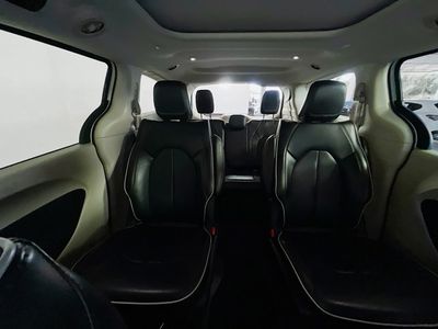 2022 Chrysler Pacifica Hybrid - Photo 26