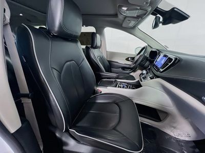 2022 Chrysler Pacifica Hybrid - Photo 30