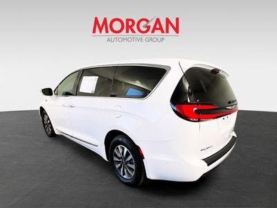 2022 Chrysler Pacifica Hybrid - Photo 6