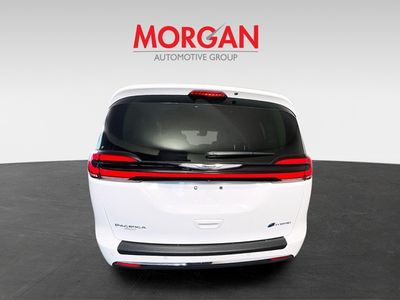 2022 Chrysler Pacifica Hybrid - Photo 7