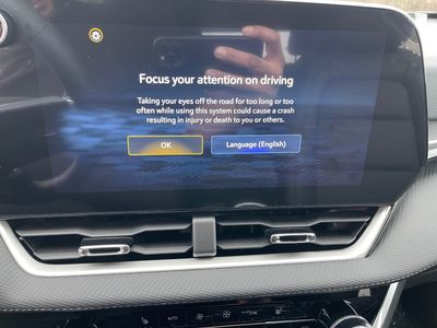 2026 Chevrolet Equinox — photo 11 view
