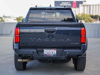 2025 Toyota Tacoma - Photo 6