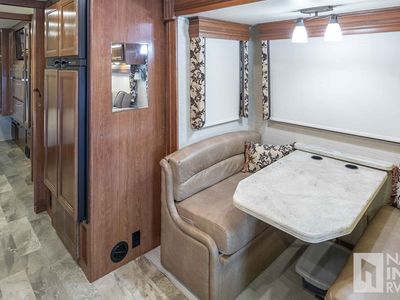 2018 Jayco Seneca — photo 21 view