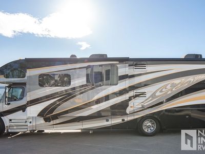 2018 Jayco Seneca — photo 11 view