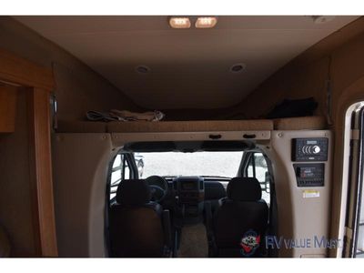 2015 Thor Motor Coach Citation Sprinter — photo 14 view