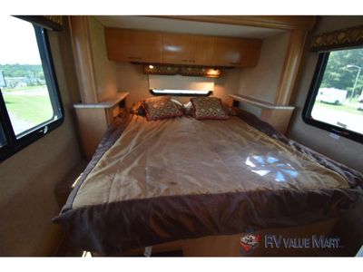 2015 Thor Motor Coach Citation Sprinter — photo 26 view