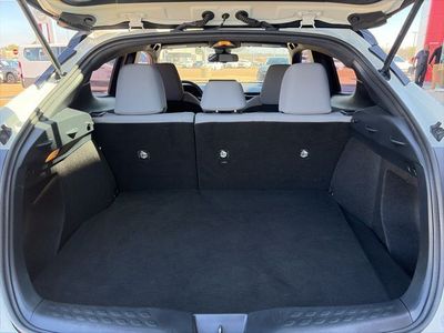 2019 Toyota C-HR - Photo 19