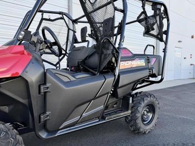 2026 Honda Pioneer 700-4 - Photo 11