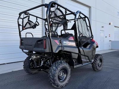2026 Honda Pioneer 700-4 - Photo 6