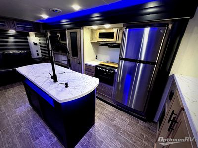 2022 Forest River Cherokee Alpha Wolf - Photo 11