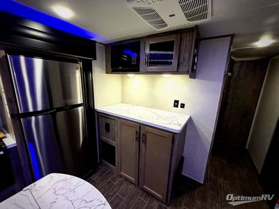 2022 Forest River Cherokee Alpha Wolf - Photo 10