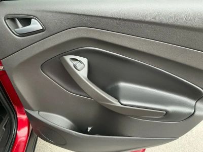 2017 Ford Escape - Photo 19