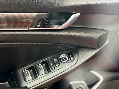 2022 Honda Accord — photo 14 view