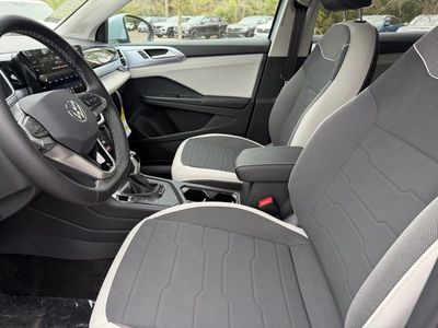 2026 Volkswagen Taos - Photo 14