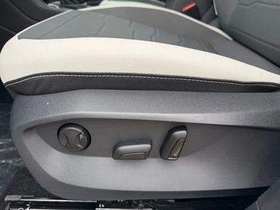 2026 Volkswagen Taos - Photo 13