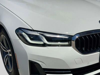 2023 BMW 5 Series — photo 8 view