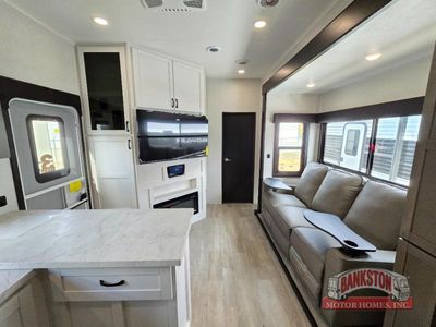 2026 Cyclone 3511 - Photo 17