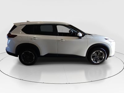 2024 Nissan Rogue — photo 8 view