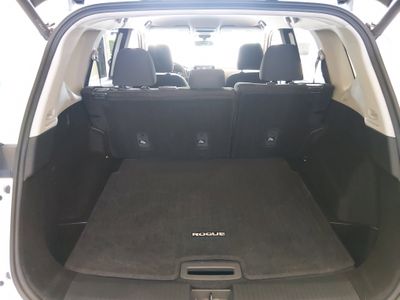 2024 Nissan Rogue — photo 11 view