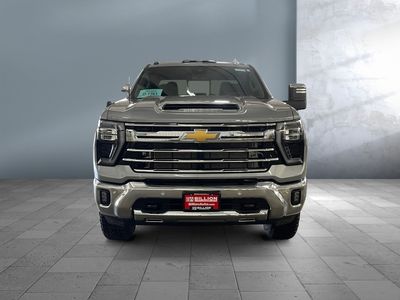 2025 Chevrolet Silverado 3500HD - Photo 2