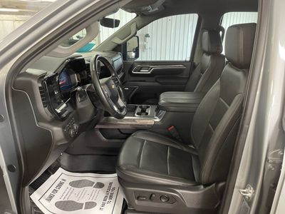 2025 Chevrolet Silverado 3500HD - Photo 9