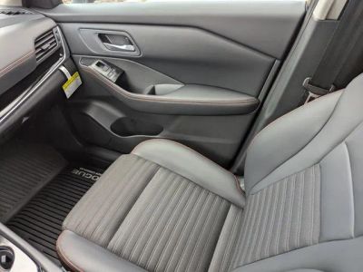 2026 Nissan Rogue — photo 16 view