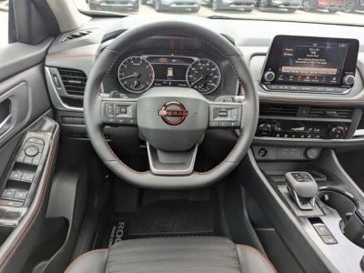 2026 Nissan Rogue — photo 14 view