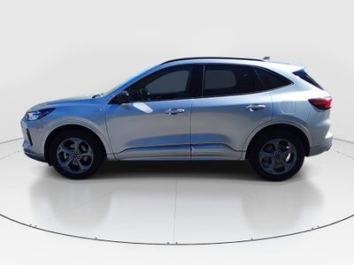 2023 Ford Escape - Photo 4