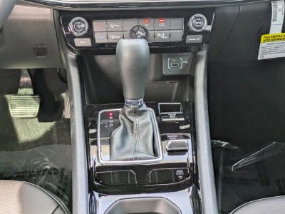 2026 Jeep Compass — photo 17 view